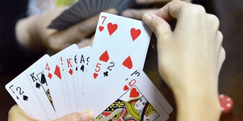 Hướng dẫn chi tiết cách chơi Tiến lên miền Nam tăng cơ hội chiến thắng Chơi bài nên lựa chọn lối đánh an toàn